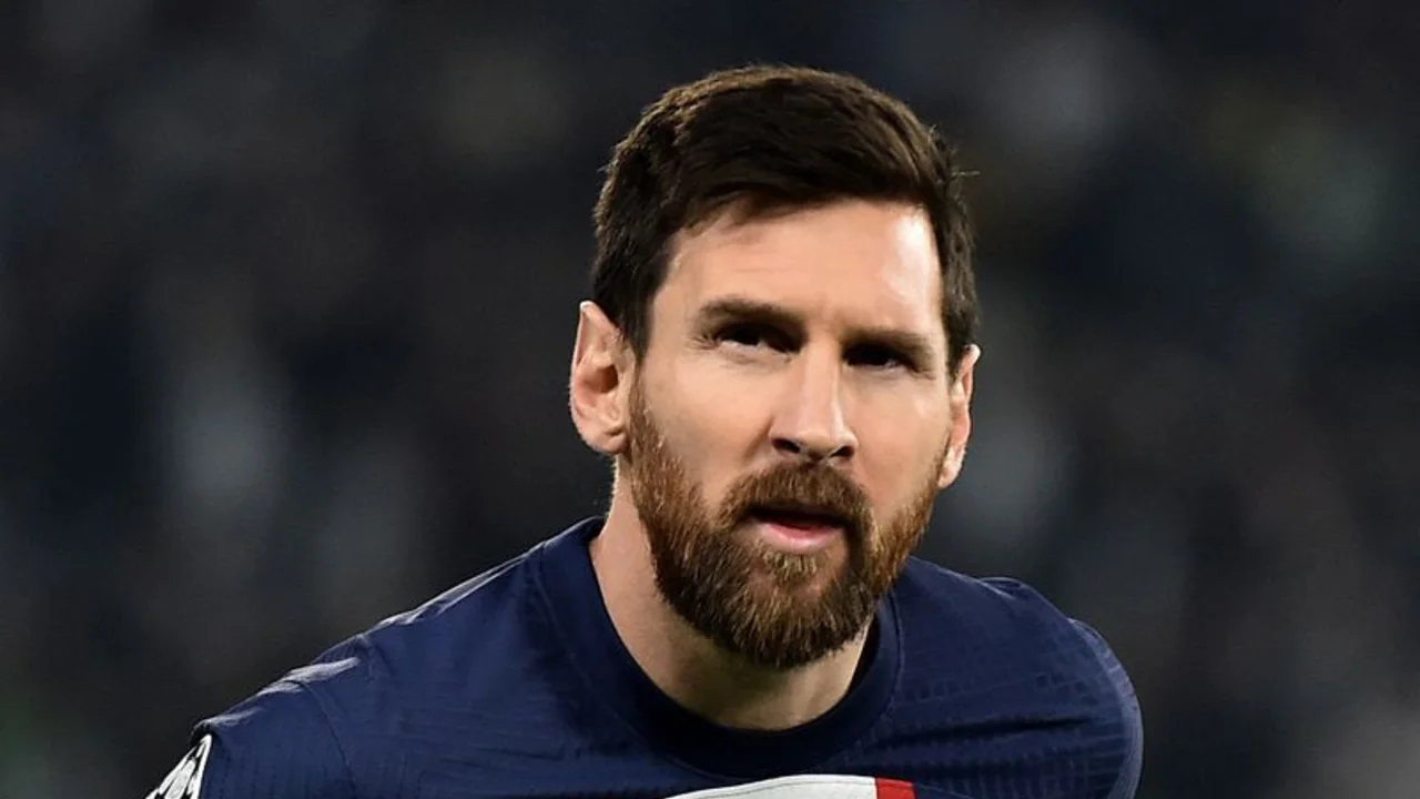 Messi se perderá el viaje del PSG a Lorient por una inflamación en el tendón de Aquiles