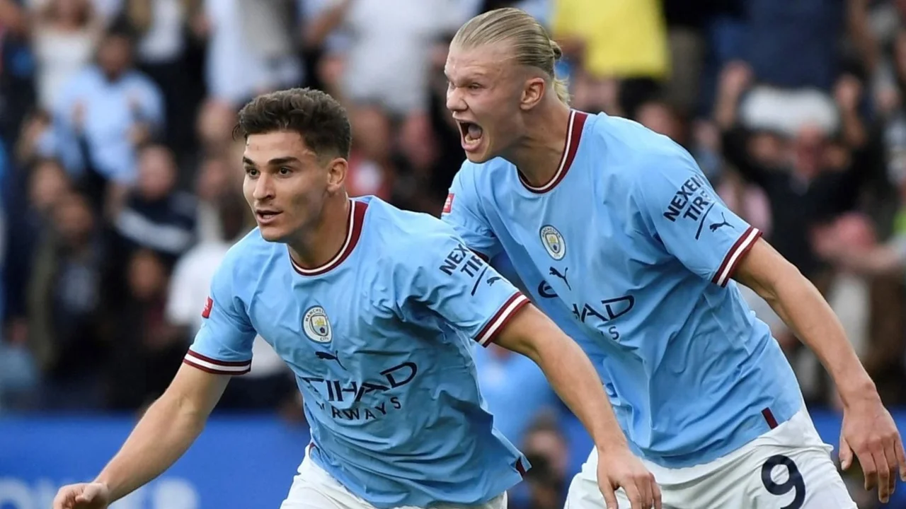 Erling Haaland, Julián Álvarez, Manchester City, Premier League, fútbol, deportes