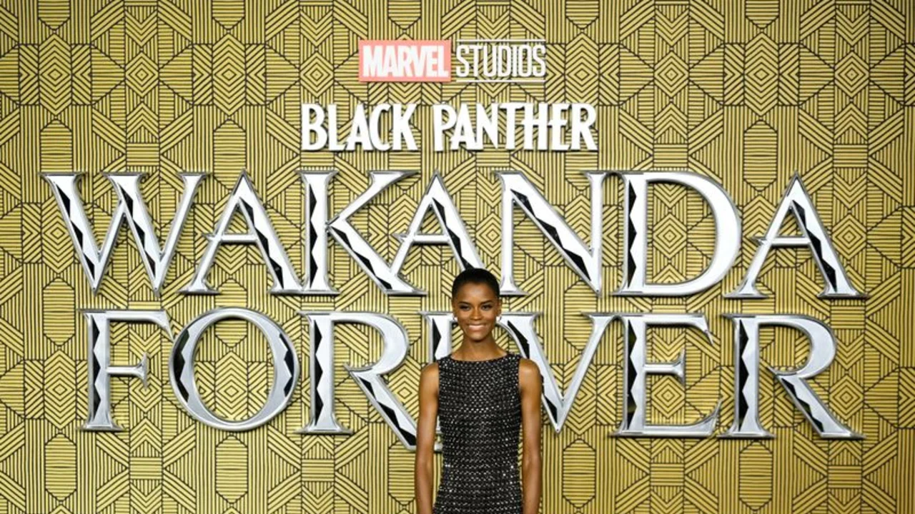 Las mujeres guían a Wakanda a través de la confusión en la secuela de "Black Panther"
