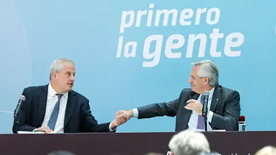 Alberto Fernández y Jaime Perzcyk presentaron el Sistema Integral de Información Digital Educativa Alberto Fernández y Jaime Perzcyk presentaron el Sistema Integral de Información Digital Educativa