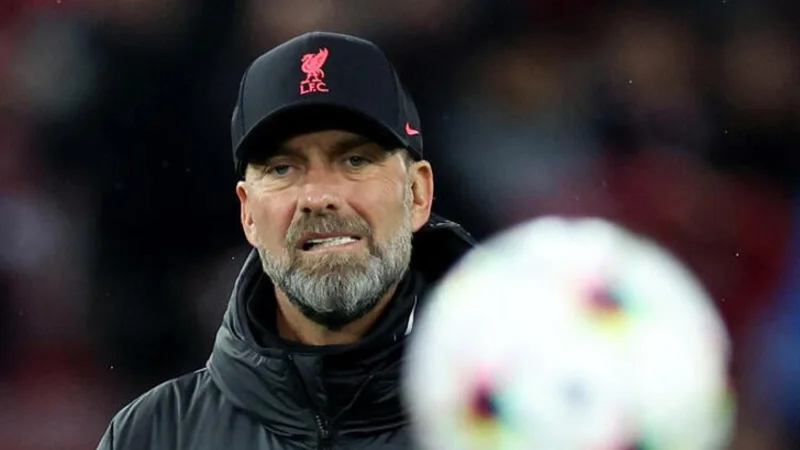 Klopp dice que jugadores del Liverpool que vayan a Qatar le tendrán informado sobre estado físico