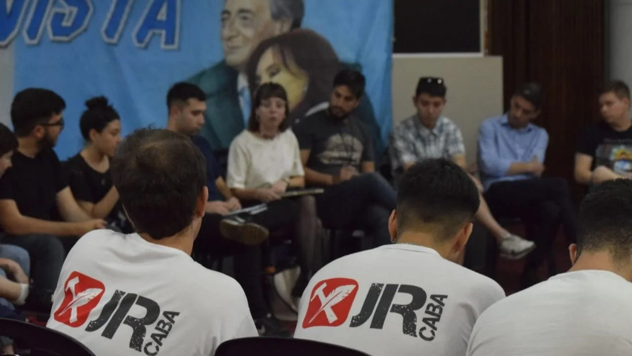 Las juventudes del PJ y la UCR se unieron para repudiar la violencia política contra Cristina Kirchner