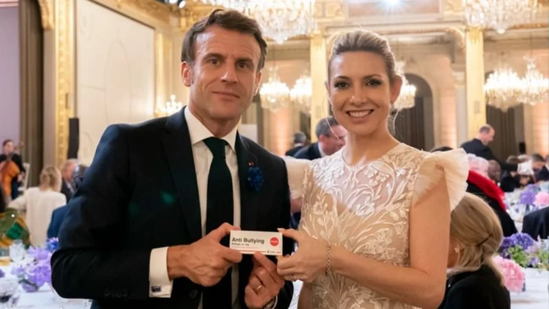 Se terminó de armar la comitiva y Fabiola partió rumbo a Roma