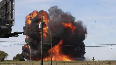 Estados Unidos: el impactante choque entre dos avionetas que mató a seis personas Estados Unidos: el impactante choque entre dos avionetas que mató a seis personas