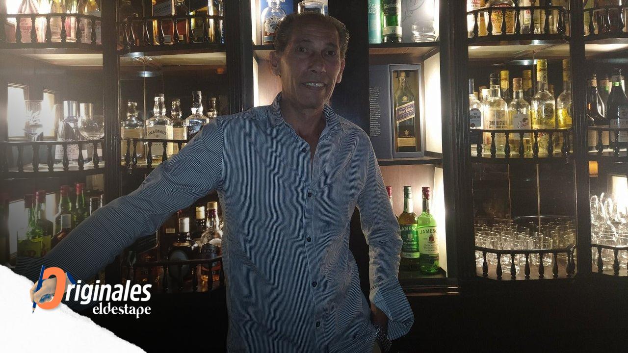 La vida del otro lado de la barra: la historia de película de Oscar Chabres, uno de los bartenders más legendarios de Buenos Aires