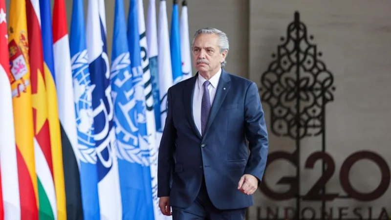 Alberto Fernández tuvo un cuadro de hipotensión y mareos y debió suspender su discurso en el G-20