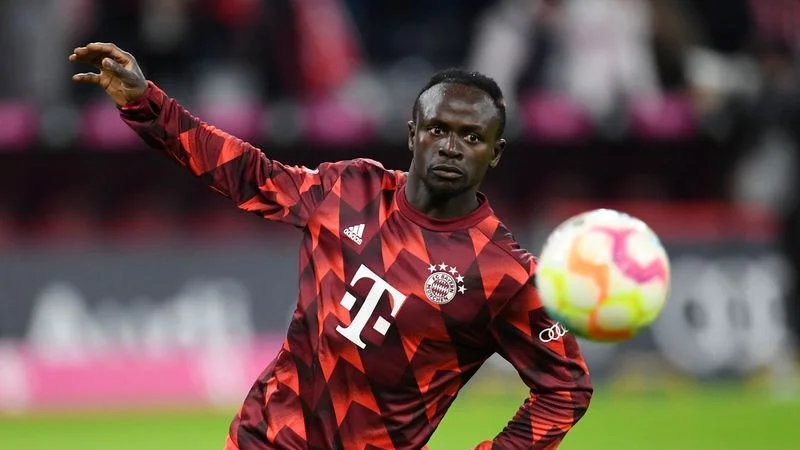 El senegalés Mané se perderá los primeros partidos del Mundial: reportes