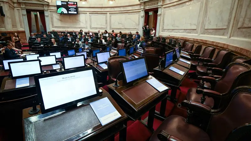 DNU de inteligencia, Venezuela y reforma laboral: la agenda que golpea las puertas del Congreso DNU de inteligencia, Venezuela y reforma laboral: la agenda que golpea las puertas del Congreso