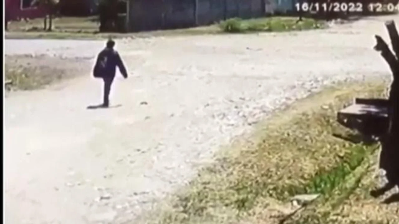 Desesperada búsqueda en Glew: una adolescente salió del colegio y no volvió a su casa
