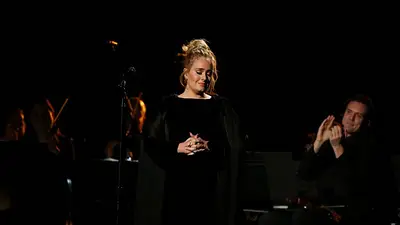 Adele dice que "nunca ha estado más nerviosa" al comenzar los espectáculos retrasados en Las Vegas Adele dice que "nunca ha estado más nerviosa" al comenzar los espectáculos retrasados en Las Vegas