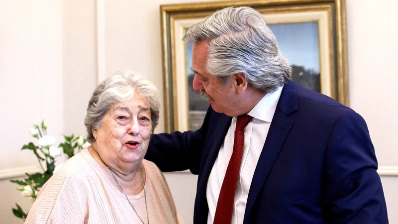 Hebe de Bonafini, junto a Alberto Fernández