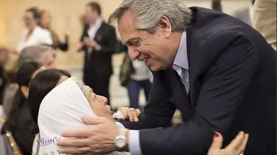 Alberto Fernández por la muerte de Hebe de Bonafini: "Perdimos una luchadora incansable" Alberto Fernández por la muerte de Hebe de Bonafini: "Perdimos una luchadora incansable"