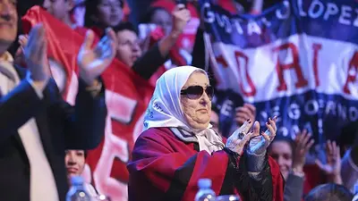 Las Madres de Plaza de Mayo convocaron a una marcha para despedir a Hebe de Bonafini Las Madres de Plaza de Mayo convocaron a una marcha para despedir a Hebe de Bonafini