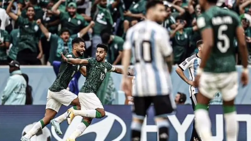 Hinchas de Arabia se burlaron de Messi y el Gobierno decretó feriado