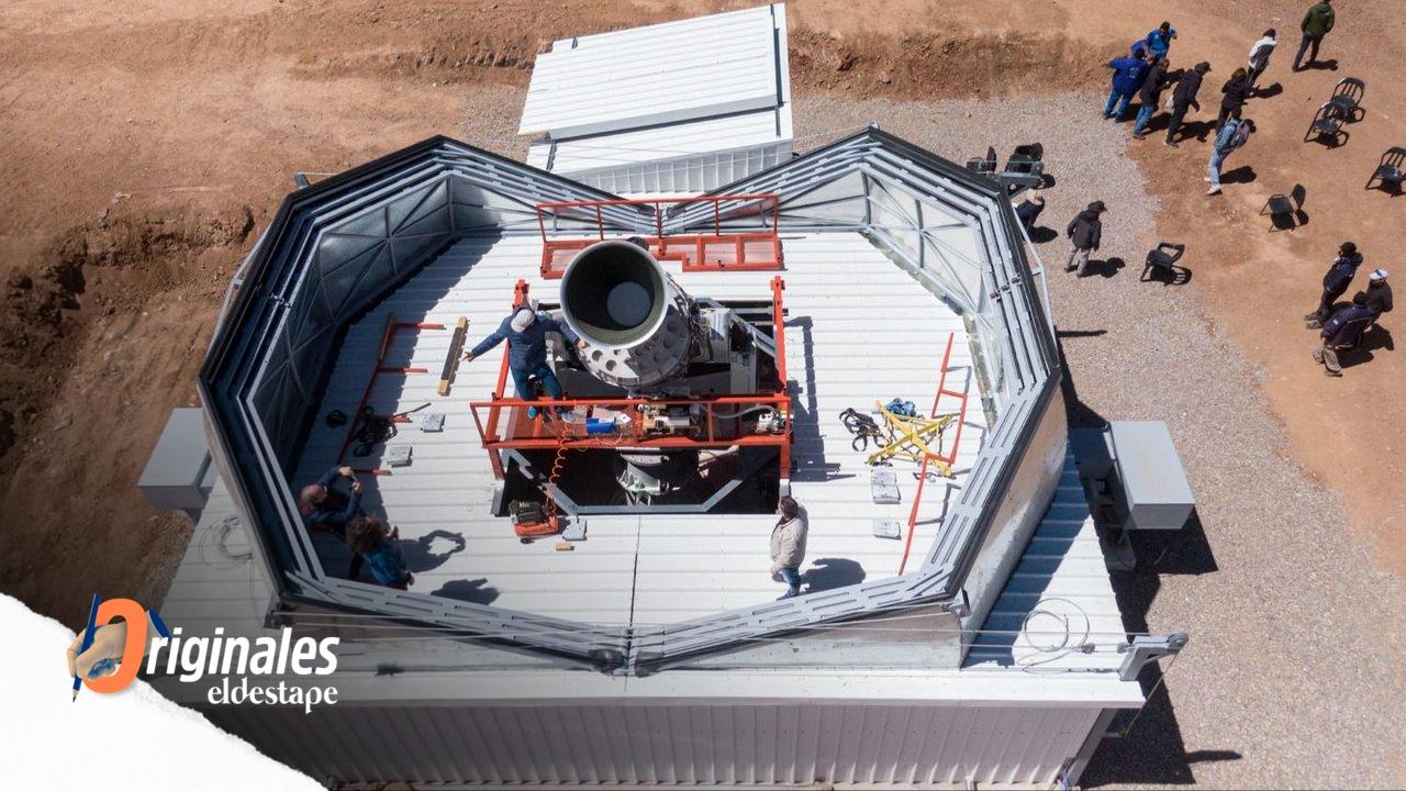 Desde la Puna salteña, un telescopio único comienza a rastrear el tenue resplandor de los primeros instantes del cosmos  