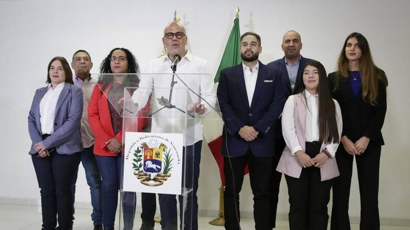 Venezuela exige el dinero de las sanciones para seguir el diálogo con la oposición