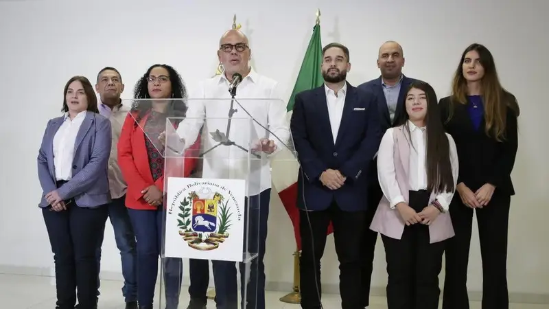 Venezuela exige el dinero de las sanciones para seguir el diálogo con la oposición