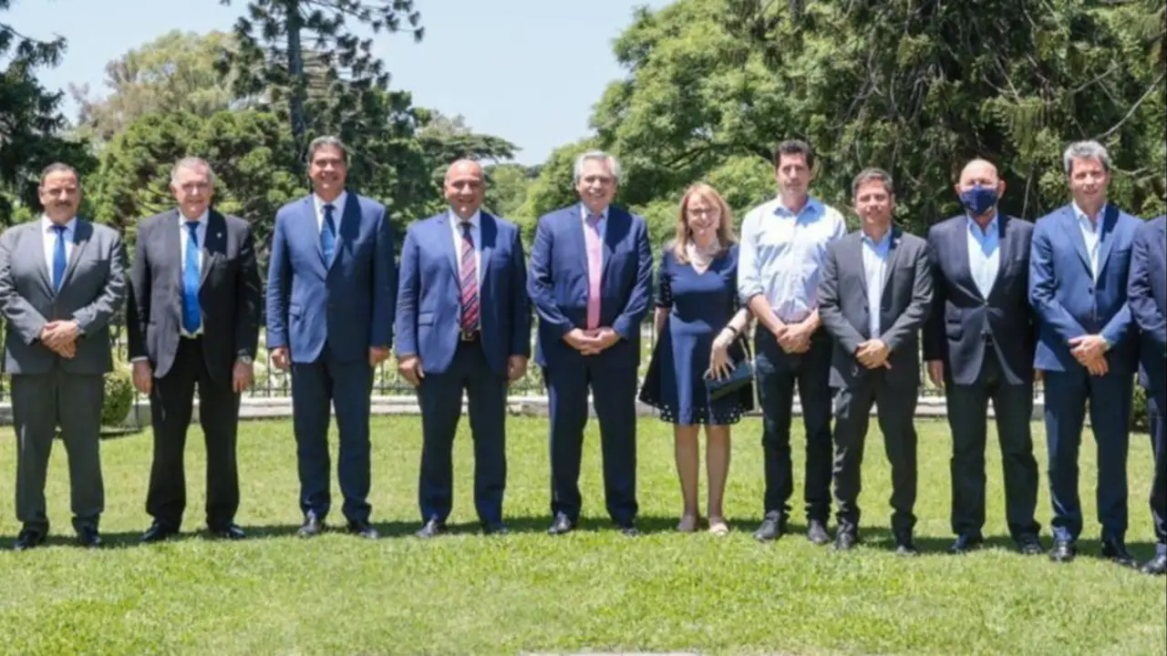 Elecciones 2023: ola de desdoblamientos entre gobernadores para asegurar las provincias
