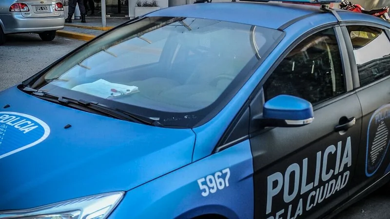 Asesinaron a una policía de la Ciudad con un adoquín frente a sus hijos