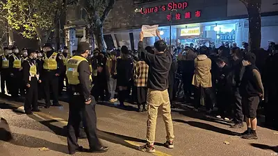 China busca frenar las movilizaciones en contra de la política de "Covid Cero" China busca frenar las movilizaciones en contra de la política de "Covid Cero"
