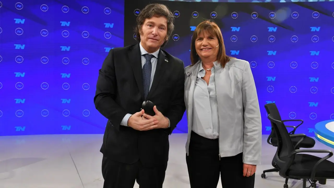 Apoyos y críticas a la improvisación: la oposición reacciona a la ola de despidos