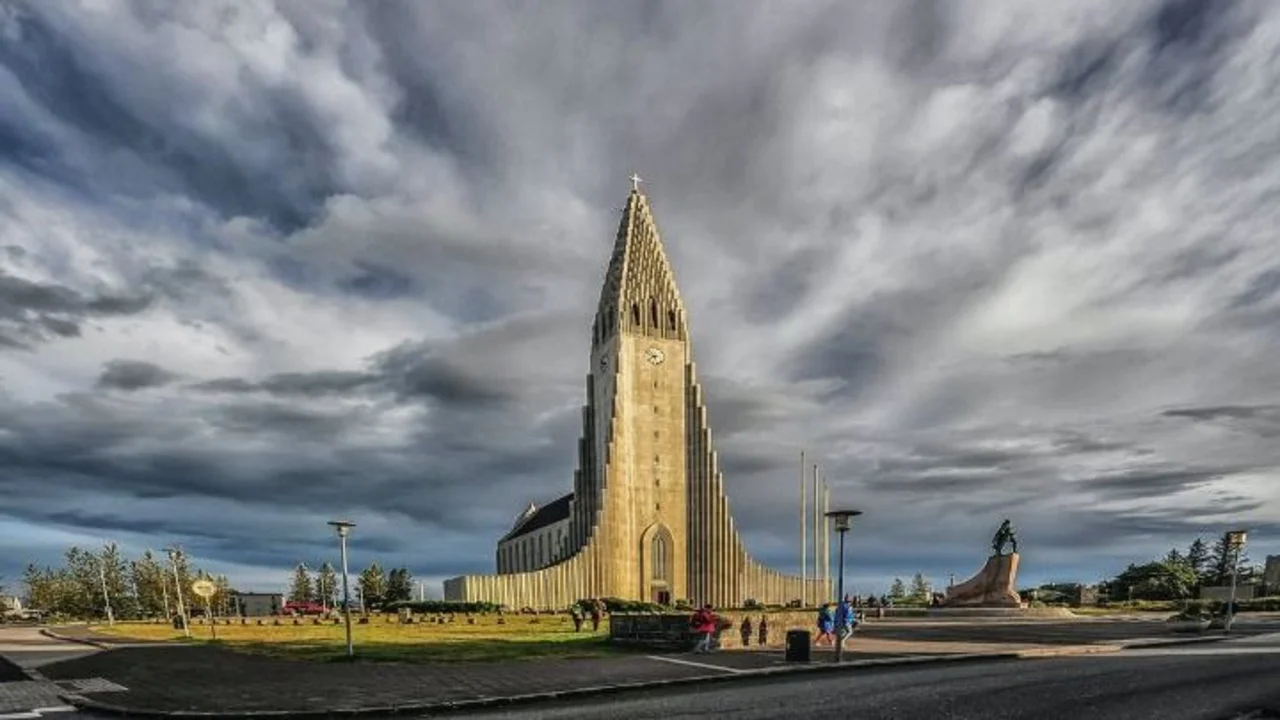 El templo más alto de Islandia 