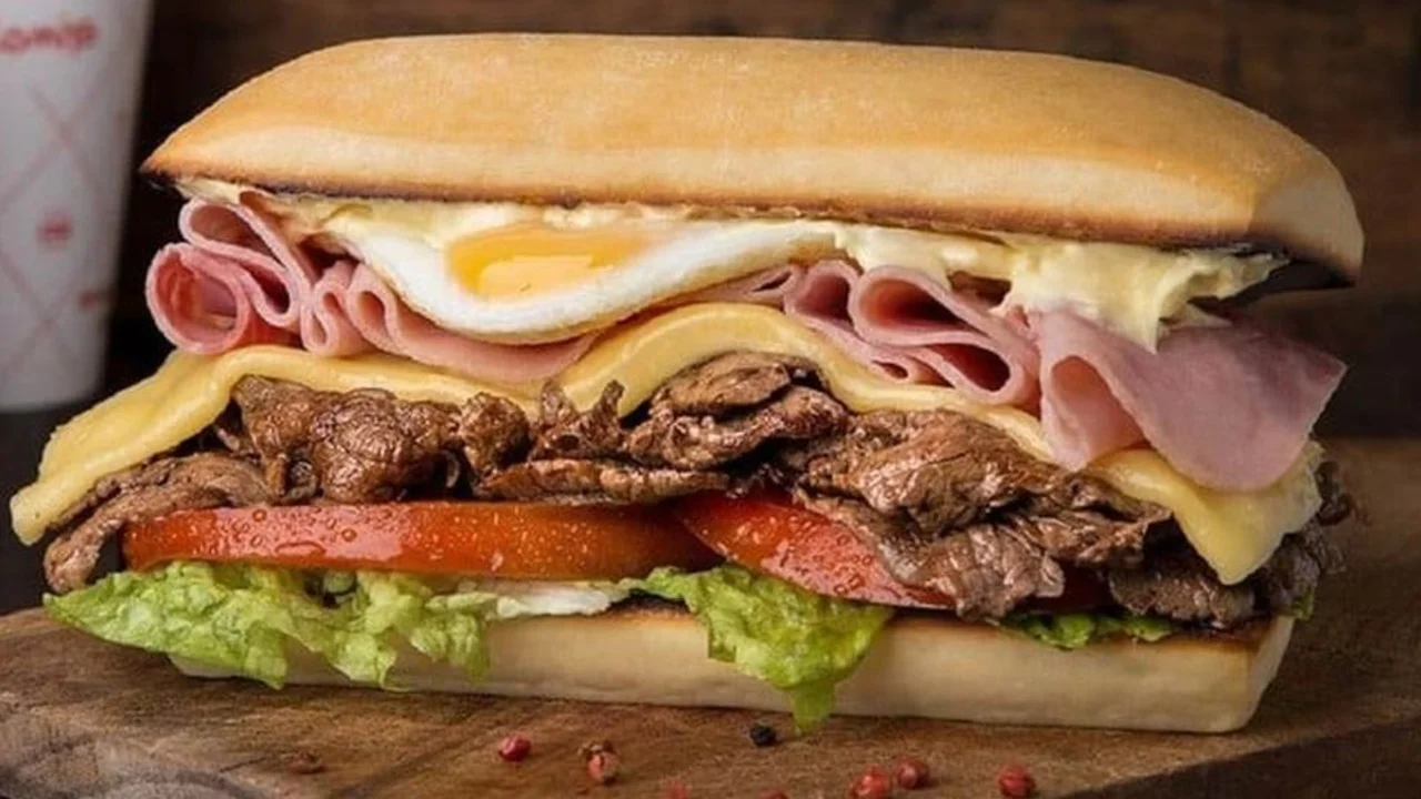  3 sándwiches argentinos están entre los 100 mejores del mundo: cuáles son y cómo hacerlos en casa.