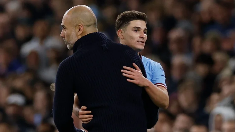 Pep Guardiola, Julián Álvarez, Manchester City, deportes