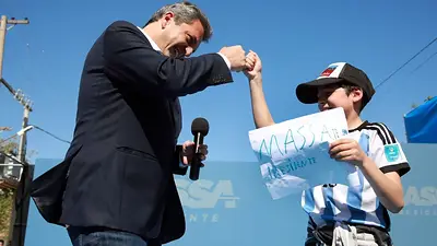 A cinco días de las elecciones 2023, Massa le prometió la mitad del directorio del BCRA a la oposición: "Controlar el cuidado de nuestra moneda" A cinco días de las elecciones 2023, Massa le prometió la mitad del directorio del BCRA a la oposición: "Controlar el cuidado de nuestra moneda"