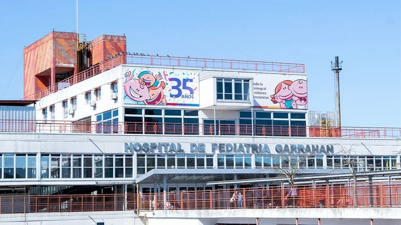 Crisis en Hospital Garrahan: paro, reutilización de descartables y nuevas autoridades