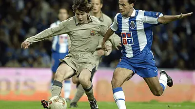 Lionel Messi debutando en el Barcelona de España Lionel Messi debutando en el Barcelona de España