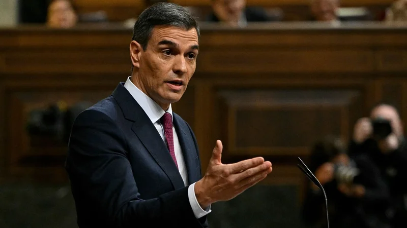 URGENTE: por una denuncia de la ultraderecha a su esposa, Sánchez decide si renuncia o no