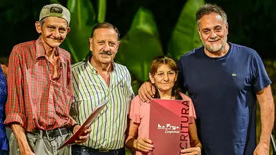 Elecciones 2023: Ricardo Quintela advirtió que el próximo presidente tiene que "abrazar al pueblo, no castigarlo" Elecciones 2023: Ricardo Quintela advirtió que el próximo presidente tiene que "abrazar al pueblo, no castigarlo"
