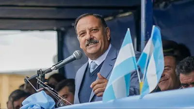 Elecciones 2023: Ricardo Quintela pidió votar con "esperanza, razón y corazón" Elecciones 2023: Ricardo Quintela pidió votar con "esperanza, razón y corazón"
