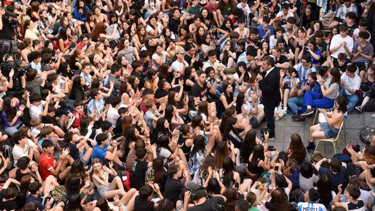 Confiado, Massa cerró una campaña con el eje de la unidad nacional