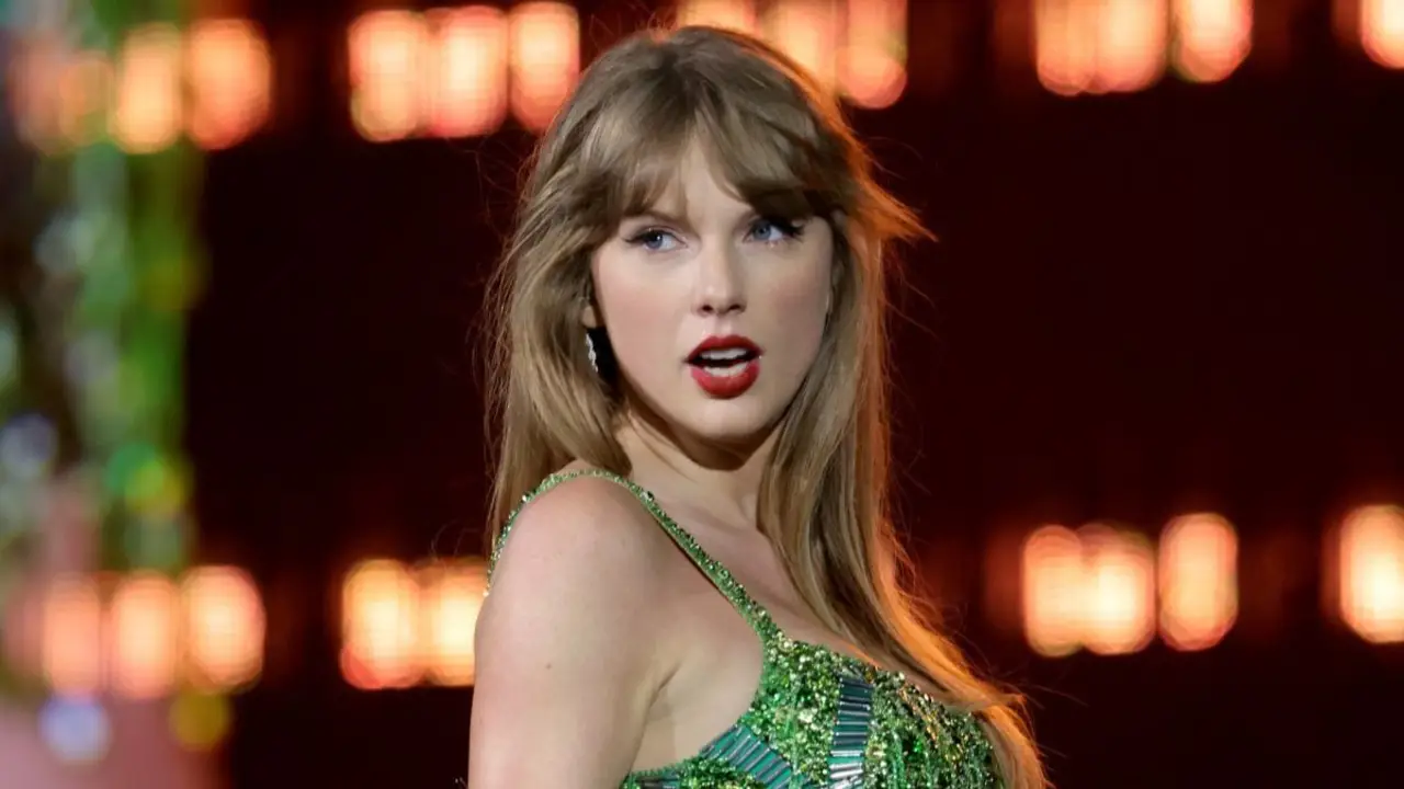 Taylor Swift.