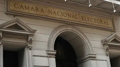 Elecciones 2023: cómo fue la reunión de la CNE con los apoderados de UP y LLA Elecciones 2023: cómo fue la reunión de la CNE con los apoderados de UP y LLA