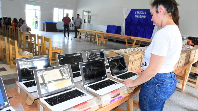 Achican la brecha digital: 168 nuevas herramientas tecnológicas para estudiantes de Pirané