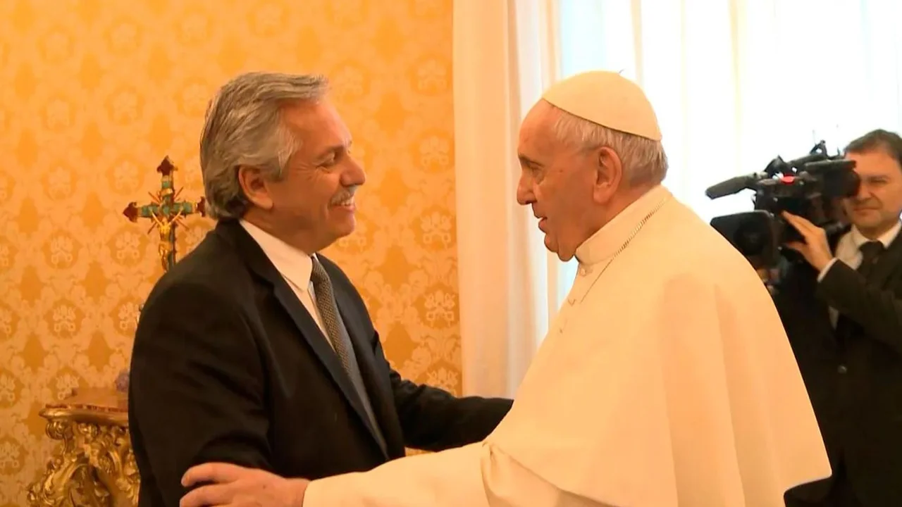 Después de saludar a Milei, el papa Francisco recibirá a Alberto Fernández 