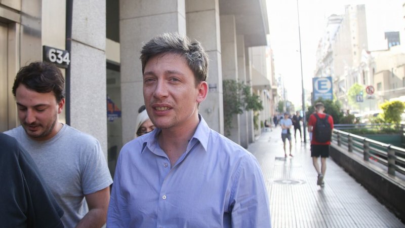 Santiago Caputo adelantó que el Gobierno no va a pedir facultades delegadas para el área fiscal