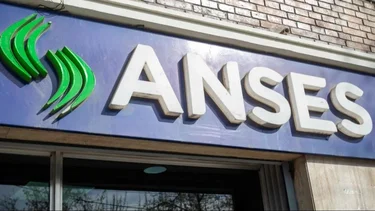 El bono para jubilados debería ser de $121.000 para no perder haber real