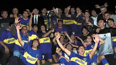 El equipo de Boca Juniors de 2000 campeón de la Copa Libertadores El equipo de Boca Juniors de 2000 campeón de la Copa Libertadores