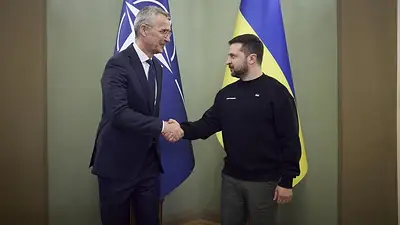 El secretario general de la OTAN, Jens Stoltenberg, y el presidente de Ucrania, Volodímir Zelenski. El secretario general de la OTAN, Jens Stoltenberg, y el presidente de Ucrania, Volodímir Zelenski.
