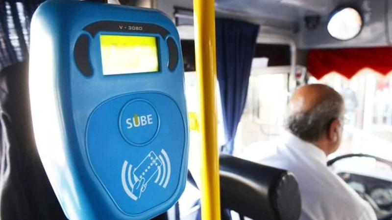 Máquina SUBE de un colectivo
