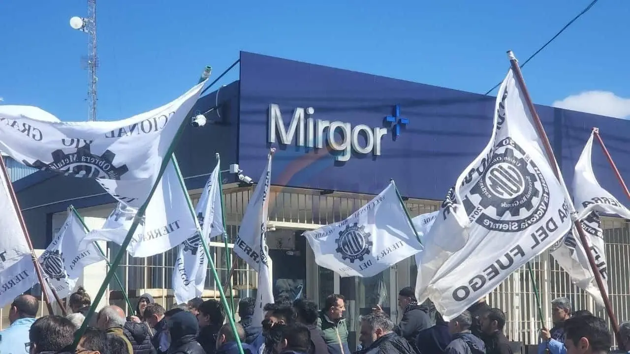 Grupo Mirgor, Mirgor, despidos Mirgor, despidos en Río Grande, Río Grande.