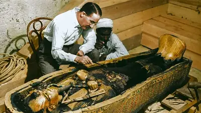 El hallazgo de la tumba de Tutankamón. El hallazgo de la tumba de Tutankamón.