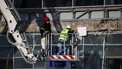 Serbia abre investigación sobre derrumbe en estación de tren en el que murieron 14 personas Serbia abre investigación sobre derrumbe en estación de tren en el que murieron 14 personas