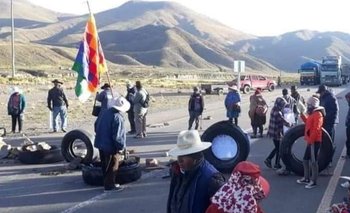 Tensión en Bolivia: 5 muertos en protestas en rutas que piden la renuncia de Arce | Bolivia
