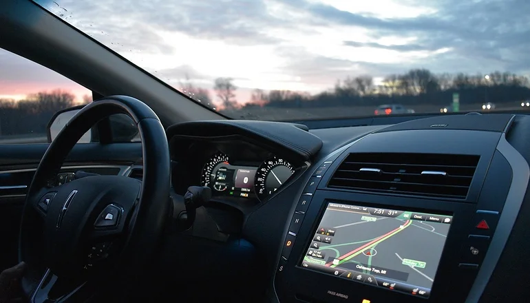 Auto con GPS