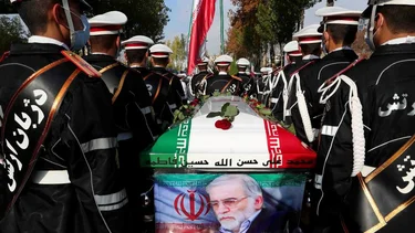 Irán condena a muerte a cuatro personas acusadas de espiar para Israel, según Fars